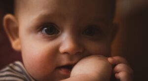 Bebeklerde Odaklanma Sorunu (Dikkat Eksikliği) Neden Olur?