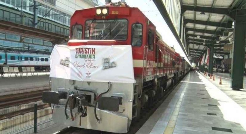 Turistik Diyarbakır Ekspresi Sezonun İlk Seferini Gerçekleştirdi