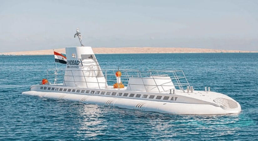 Mısır’da Turistik Denizaltı Faciası: 6 Rus Turist Hayatını Kaybetti