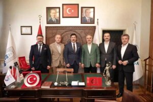 Alinur Aktaş’tan Ercan Özel’e Ziyaret ve İşbirliği Vurgusu