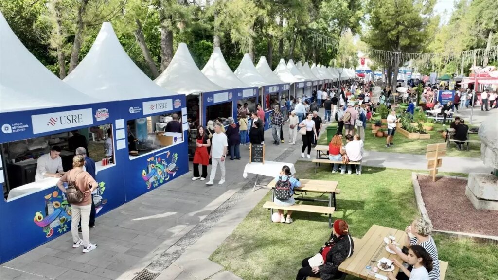 Antalya’da Gastronomi Şöleni: 4. FoodFest Uluslararası Gastronomi Festivali Başladı