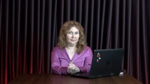 Astrolog Aysun Koç’tan 12 Mayıs 2025 Dolunayına Yönelik Detaylı Analiz