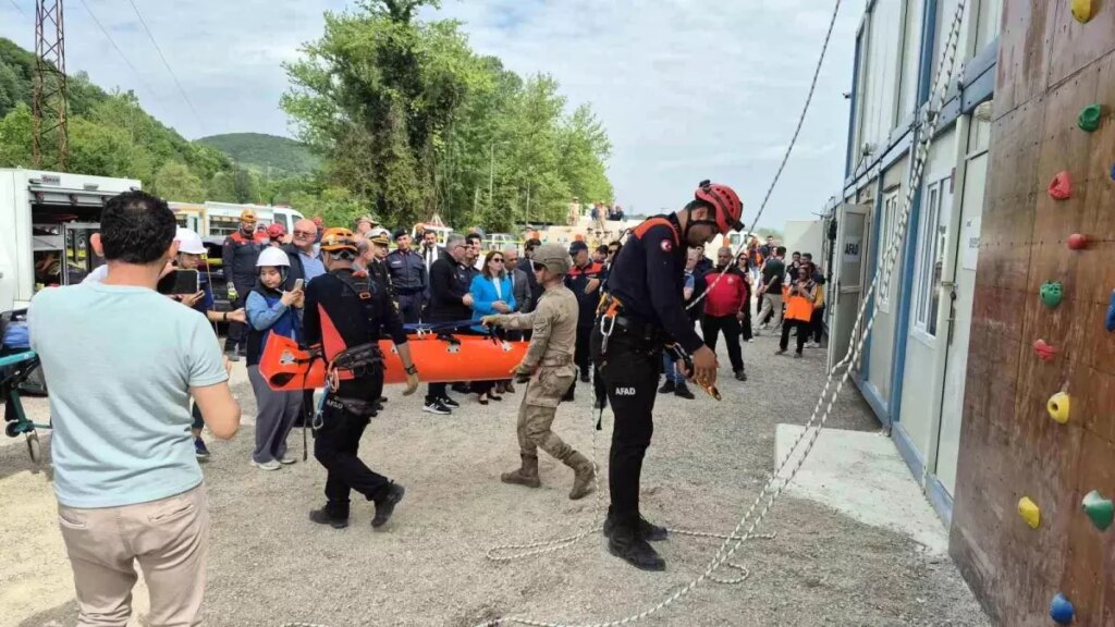 Bartın’da AFAD Eğitim Merkezi’nin Açılışı ve Gerçek Bir Tatbikatla Desteklenen Güçlü Hazırlıklar