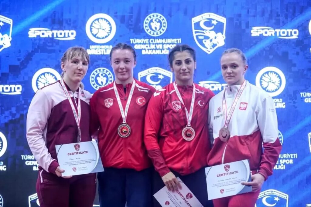 Edirne’yi Gururlandıran Büyük Başarı: Eylem Engin Antalya Zafer Turnuvası’nda İki Altın Madalya Kazandı