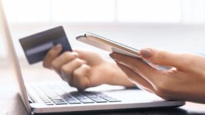 Elektronik Ticaretin Güçlü Yükselişi ve Anneler Günü Alışverişleri