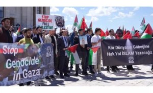 Erzurum Teknik Üniversitesi’nde Filistin ve Doğu Türkistan’a Dayanışma Yürüyüşü