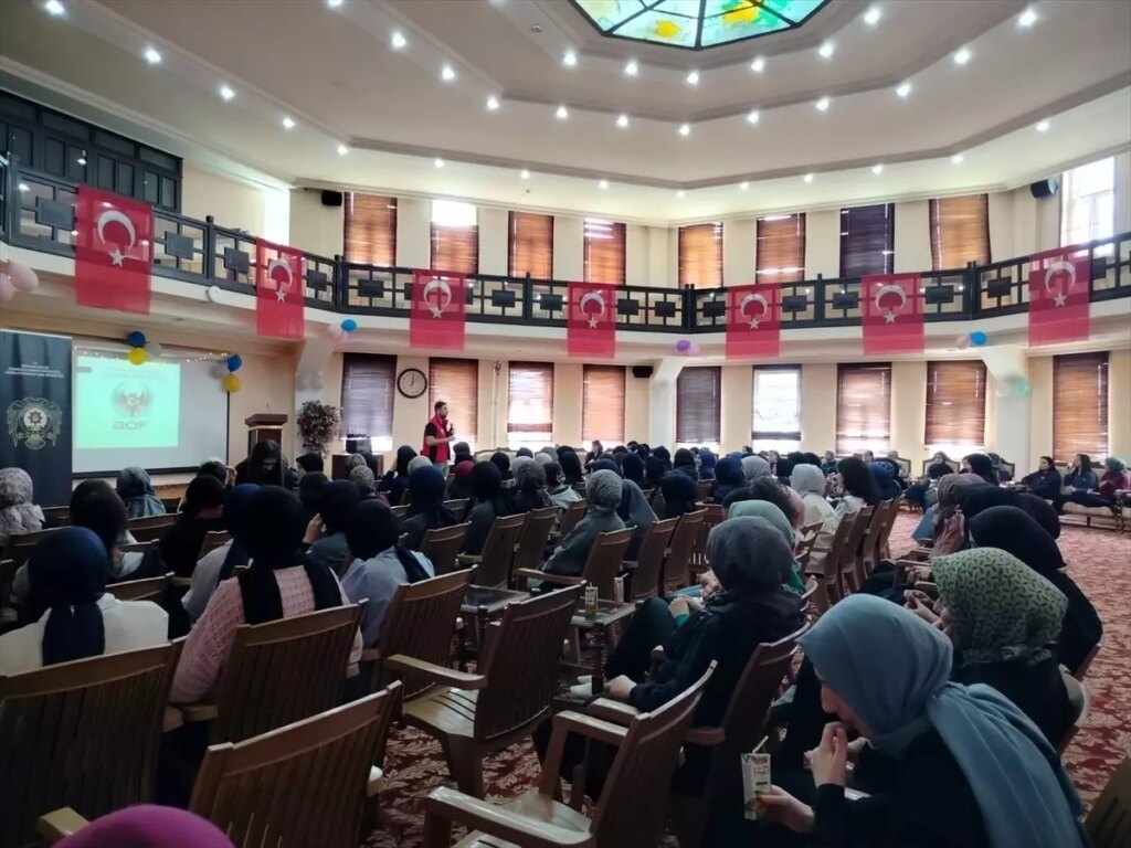 Erzurum’da Gençler İçin Güvenli Gelecek Projesi Çerçevesinde Bilgilendirme Çalışmaları