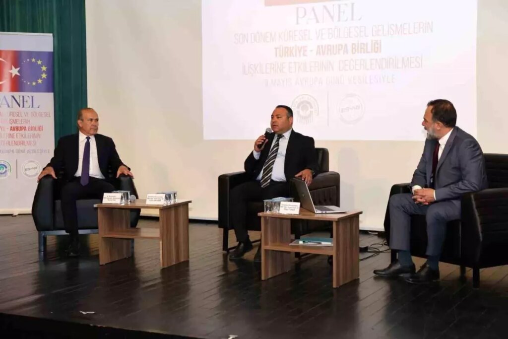 Eskişehir’de Avrupa Günü’nde Kritik Panel: Türkiye-AB İlişkilerinin Güncel Durumu ve Geleceğe Yönelik Değerlendirmeler