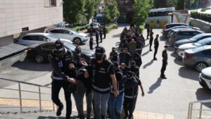 Eskişehir’de FETÖ’ye Yönelik Geniş Çaplı Operasyon ve Şüphelilere Yönelik Detaylı Bilgi