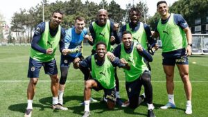 Fenerbahçe’de Gelecek Sezon Planlamaları ve Sürpriz Gelişmeler