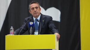 Fenerbahçe’de Olağanüstü Kongre İçin İmza Kampanyası Hareketliliği