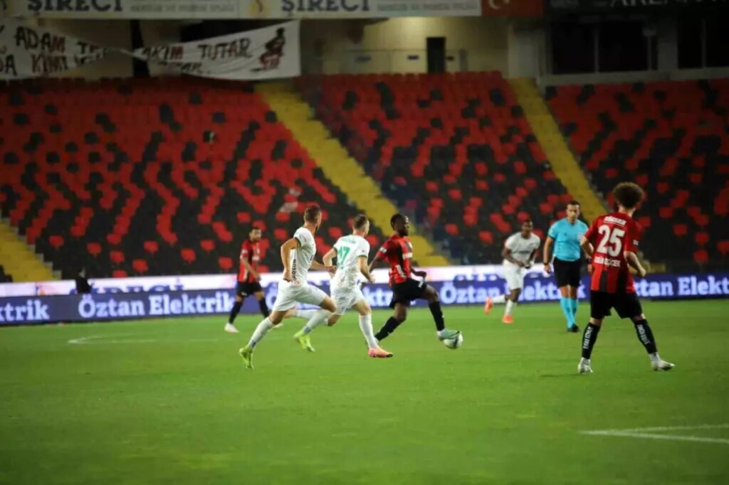 Gaziantep FK ve Corendon Alanyaspor Karşılaşması Özeti