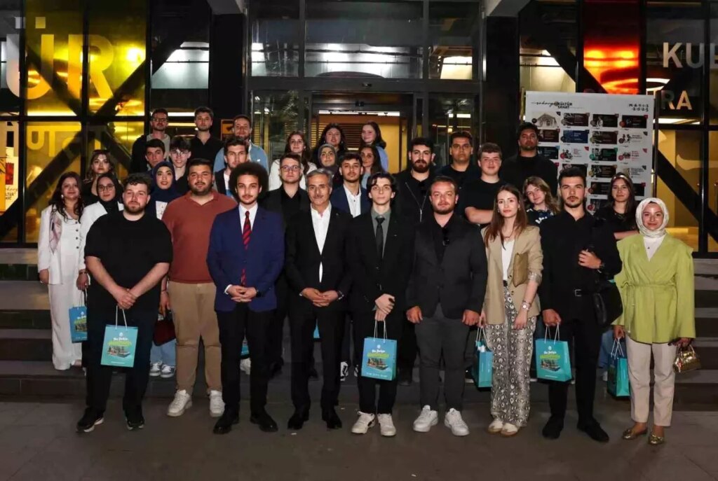 Gençlerle Birlikte Sakarya: Başkan Yusuf Alemdar’ın Gençlik Buluşması