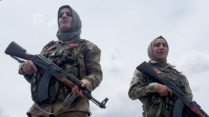 Gülce’nin Vatan Sevgisi ve Anneler Günü Kutlaması