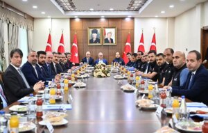 İçişleri Bakan Yardımcısı Münir Karaloğlu’nun Diyarbakır Değerlendirme Toplantısı