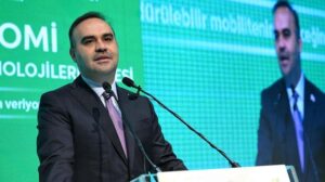 İklim ve Ekonomi Sürdürülebilir Mobilite Araç ve Teknolojileri Zirvesi’nin Açılışı Yapıldı