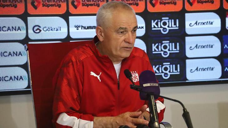 Sivasspor ve Bodrum FK Karşılaşmasının Detayları ve Rıza Çalımbay’ın Basın Toplantısı