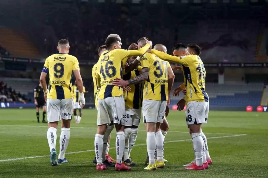 Trendyol Süper Lig 35. Hafta: Fenerbahçe’nin Başakşehir Zaferi