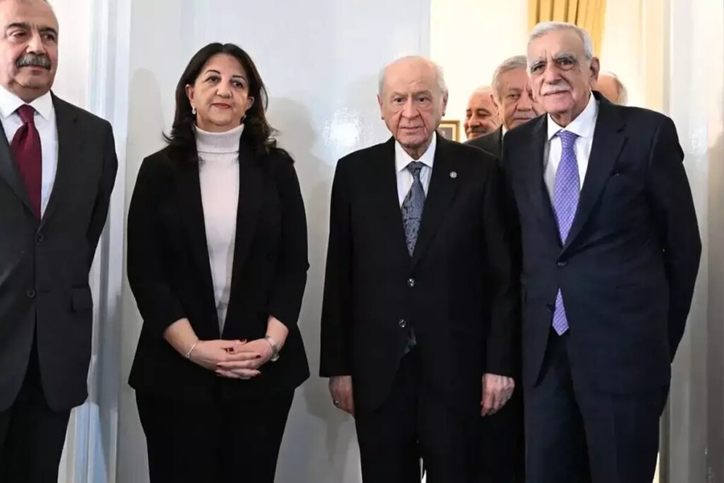 Türk Siyasetinde Terörsüz Türkiye Sürecinde Son Durumlar ve PKK Kongresi