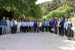 Yunusemre Muhtarlarla Bir Araya Gelerek Hizmetlerimizi Güçlendiriyor