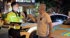 Bursa’da Alkollü Sürücünün Trafik Polisine ve Basın Mensubuna Saldırısı