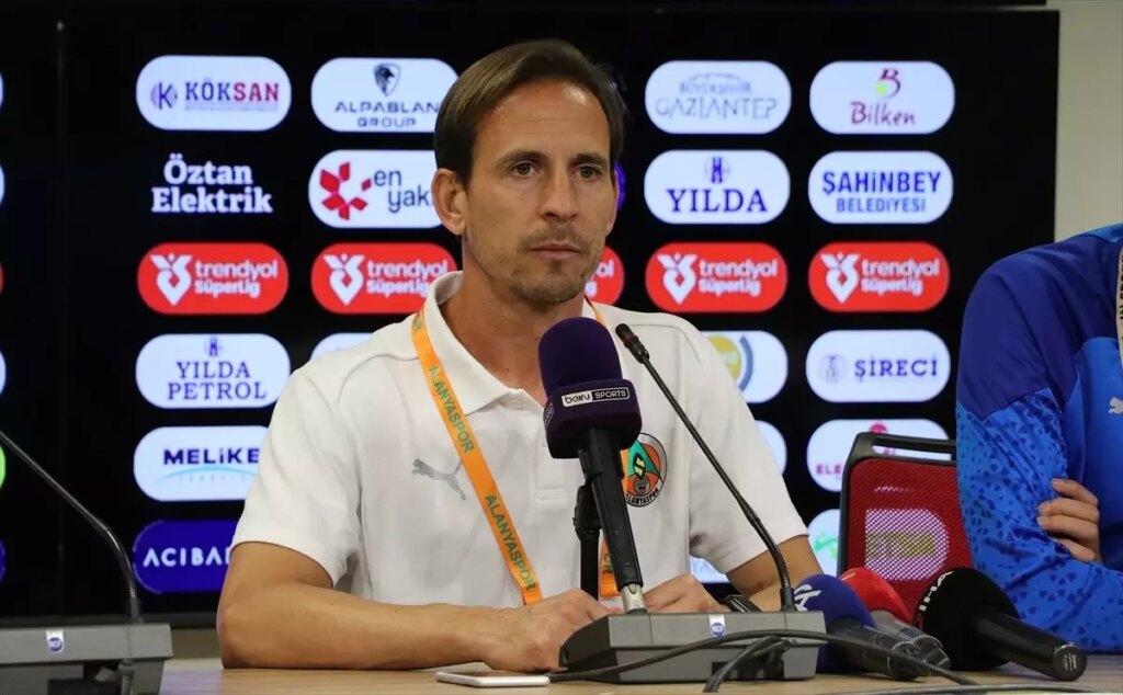 Corendon Alanyaspor Teknik Direktörü Joao Pereira’dan Gaziantep FK Maçı Değerlendirmesi