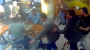 Esenyurt’ta Deprem Paniklerine Neden Olan Yüksek Sesli Müzik ve Komik Anlar