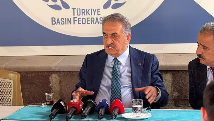 Hayati Yazıcı, Türkiye Basın Federasyonu’nun ‘Anadolu Sohbetleri’ Programında Basın Mensuplarıyla Bir Araya Geldi