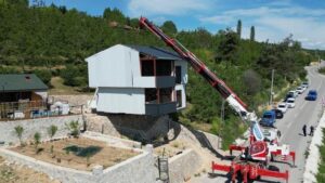 İnegöl Belediyesi Kaçak Yapılarla Mücadeleye Devam Ediyor