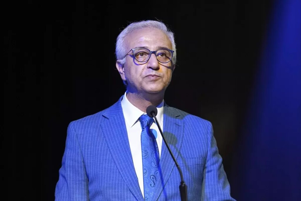 İstanbul’da 14 Yıl Sonra Yeniden Canlanan Edebiyat Bülteni Şiir Gecesi