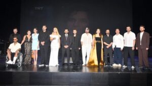Kayahan Anısına Unutulmaz Bir Gece: Opera Salonu’nda Sevgi ve Müzik Dolup Taştı