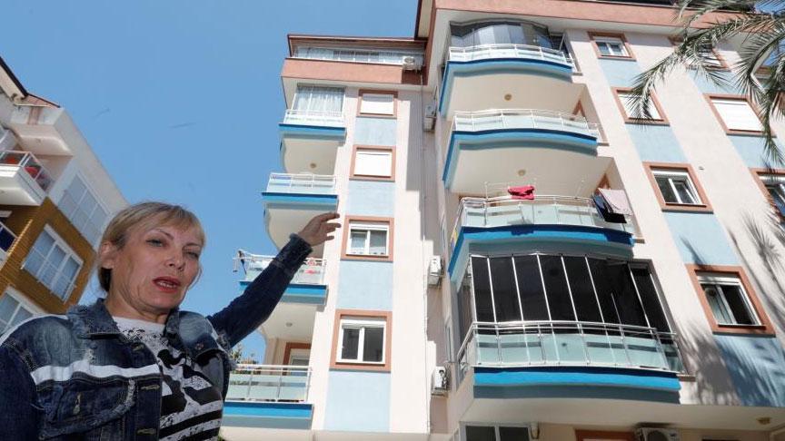 Rus Öğretmen Zhanna Khudiakova’nın Antalya’daki Hukuki ve Yaşam Mücadelesi