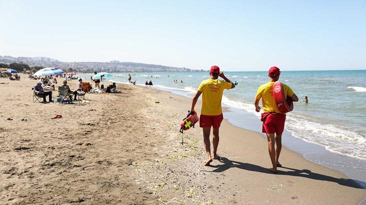 Samsun Sahillerinde Can Kurtaranların Özverili Çalışmaları
