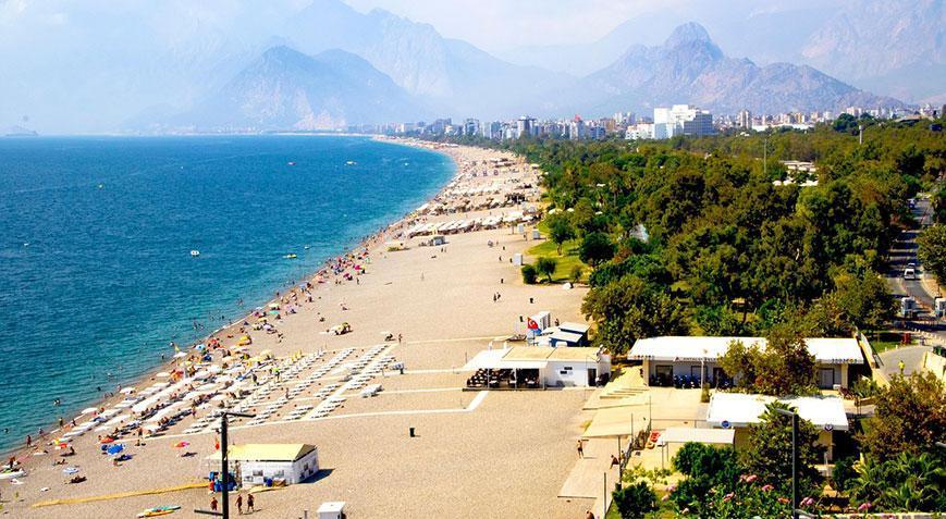 Türkiye, Mavi Bayrakta Üçüncü Sırada: Antalya Ödüllerle Gürurlanıyor