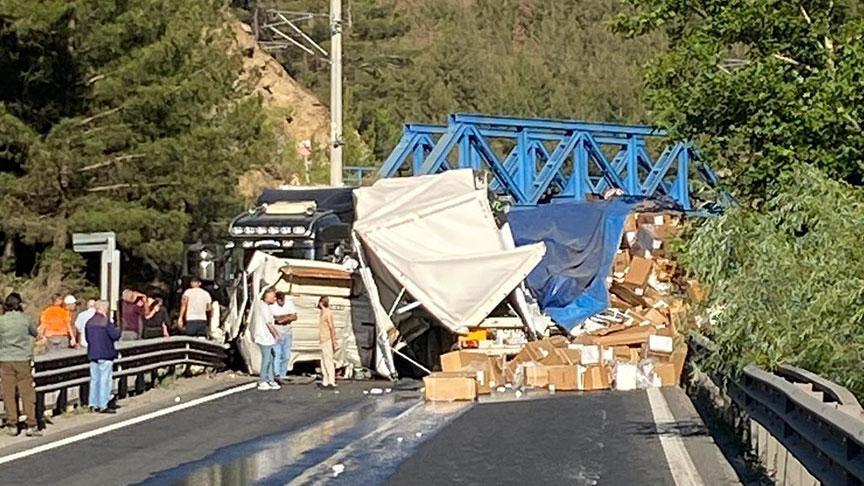 Adana’da Trafik Kazası: Bir Ölü ve Bir Yaralı