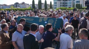 Bulut’un Cenazesi Marmara Üniversitesi İlahiyat Fakültesi Camisi’nde Toprağa Verildi
