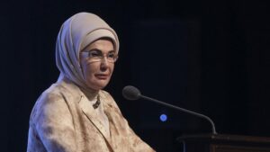 Emine Erdoğan’ın Vatikan’daki Kardeşlik Temalı Ekonomi Konferansı Katılımı