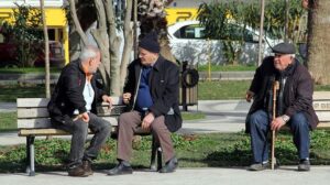 Hacettepe Üniversitesi Nüfus Etütleri Enstitüsü Öğretim Üyesi Prof. Dr. Mehmet Ali Eryurt’tan 1927’den Günümüze Nüfus Gelişimi ve Gelecek Öngörüleri