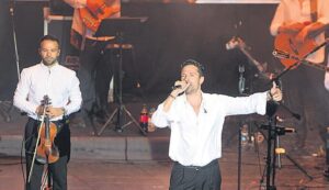 Seray Şahinler’in Unutulmaz Konseri Harbiye’de Gerçekleşti