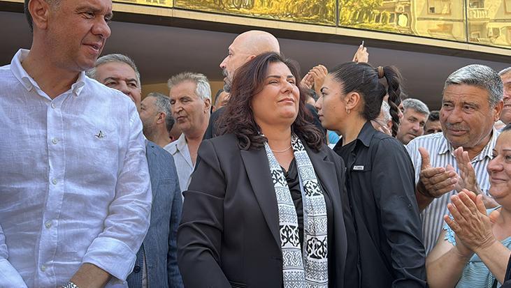 AK Parti’ye katılan Çerçioğlu’ndan belediye önünde yeni açıklama: Hiçbir şeyden korkum yok