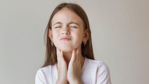 Anne babalar dikkat! Sinsice seyrediyor, ciddi tehlikelere yol açabiliyor