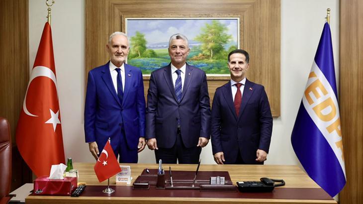 Bakan Bolat: Bu yılın 7 ayında otomotiv ihracatımız yüzde 14 arttı