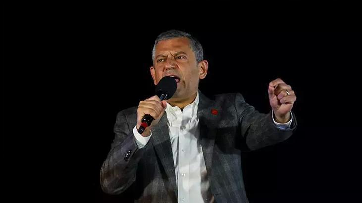 CHP Genel Başkanı Özel, partisinin Üsküdar mitinginde konuştu