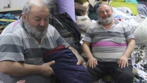 Dağınıklık Tutkusu: Kumaş Dükkanında Yaşanan Bir Bağımlılık Hikayesi