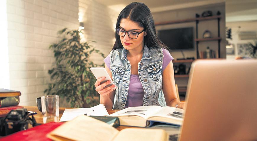 Dikkat Dağılımını Anlamak ve Odaklanmayı Yeniden İnşa Etmek: Dijital Çağda Konsantrasyon Stratejileri