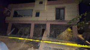 Diyarbakır’da korkunç olay! Balkon çöktü 2’si bebek 5 kişi yaralandı