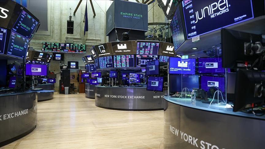 Dow Jones Rekorla Kapanış Yaptı; Powell ve Fed Yetkililerinin Mesajları Piyasayı Şekillendirdi