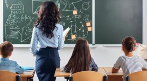 Eğitimciler Birliği Sendikası, 1 günlük iş bırakma kararı aldı