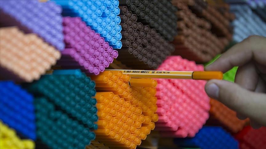 Güvenli Kırtasiye İçin Uzman Uyarıları: Merdiven Altı Ürünlere Karşı Alınması Gereken Önlemler