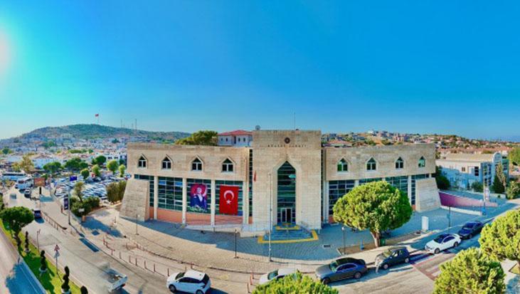 İzmir’de 3 kişinin öldürülmesiyle ilgili sanıkların yargılanmasına başlandı